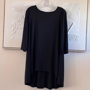 Nina Leonard Women's 3/4 Sleeve Boat Neckline Curved Rear Hem Black Top